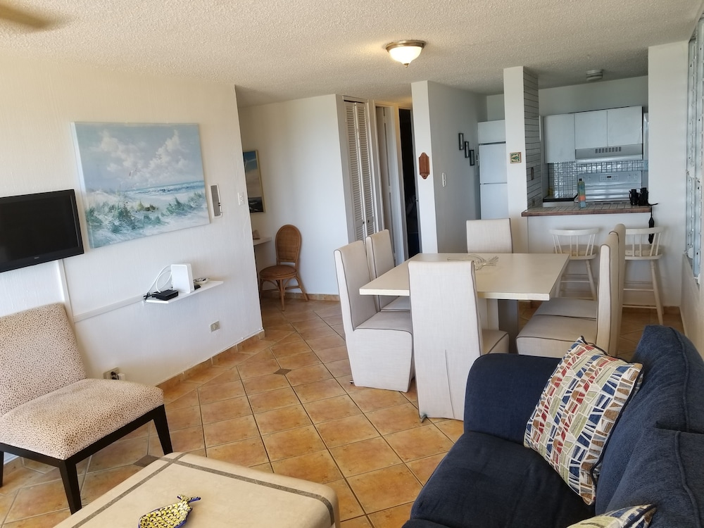 Oceansound Suites - Property Image 7