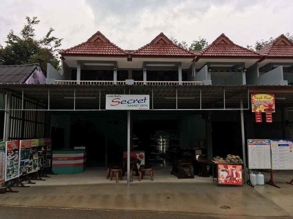 Khao Sok Secret - Hostel