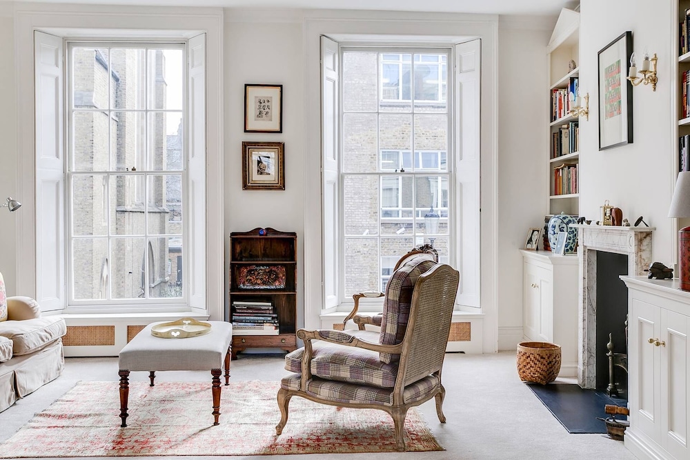Cadogan Street III by Onefinestay