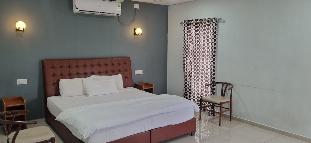 PATANG FAMILY RESORT