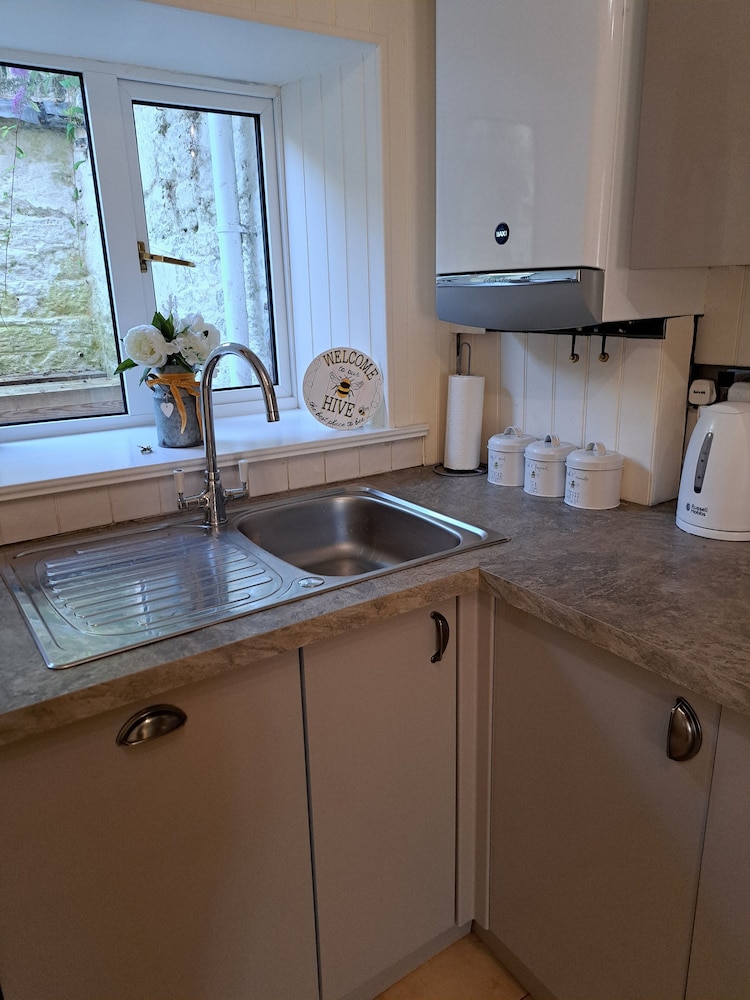 Cosy Cottage in the Village of St Bees view 5