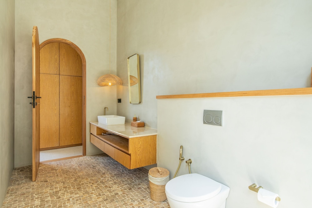 Villa Serai 5br to the Beach