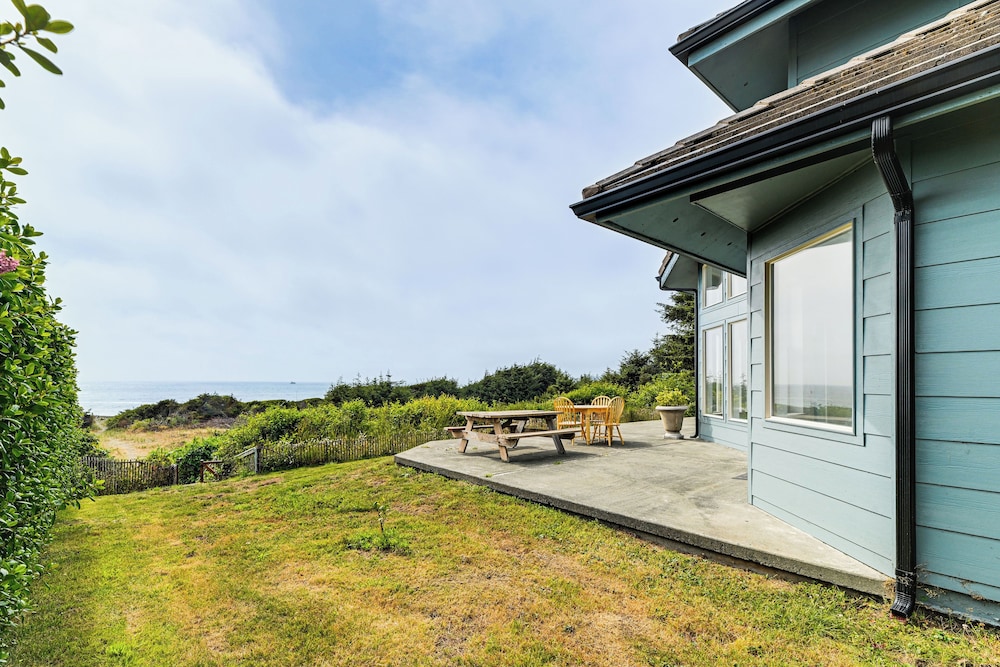 3-acre Property: Beachfront Home in Smith River!