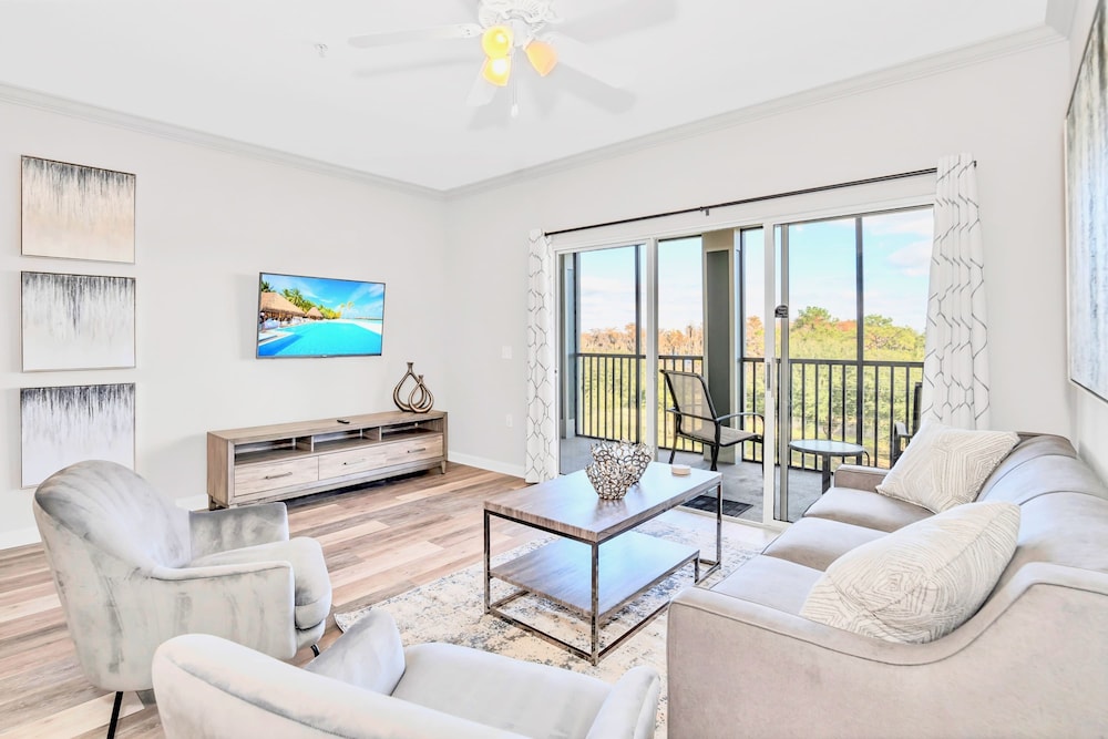 Upstay - Large Condo Near Disney w Pool Gym More view 2