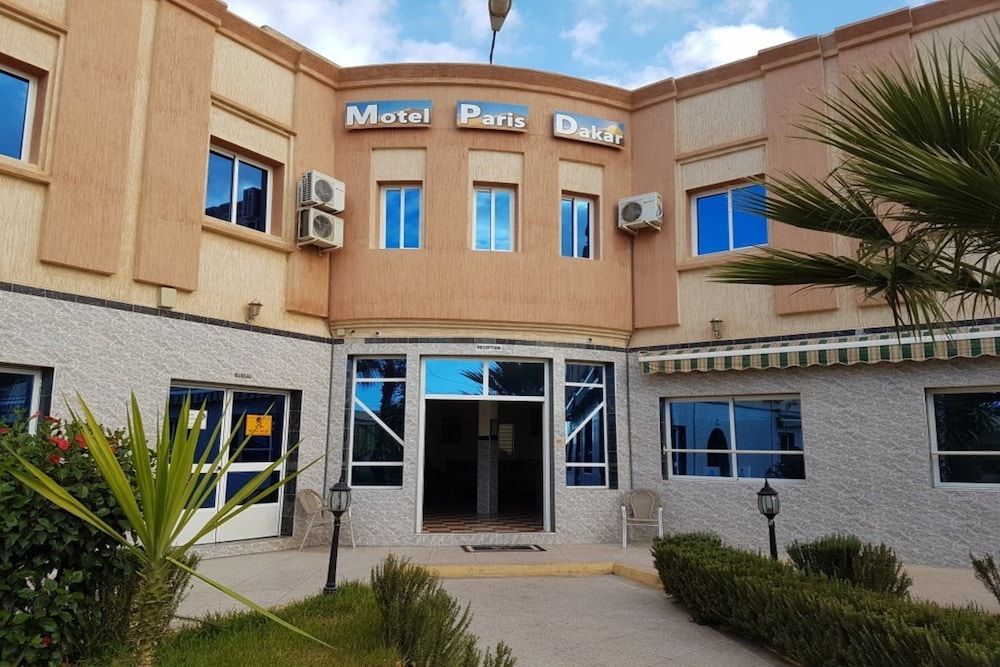 Hotel Motel Paris Dakar - Image 1