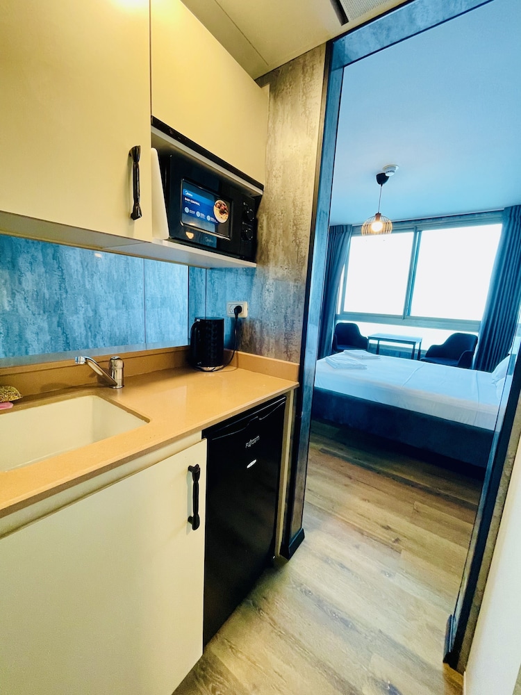 Carmel Holiday Apartments