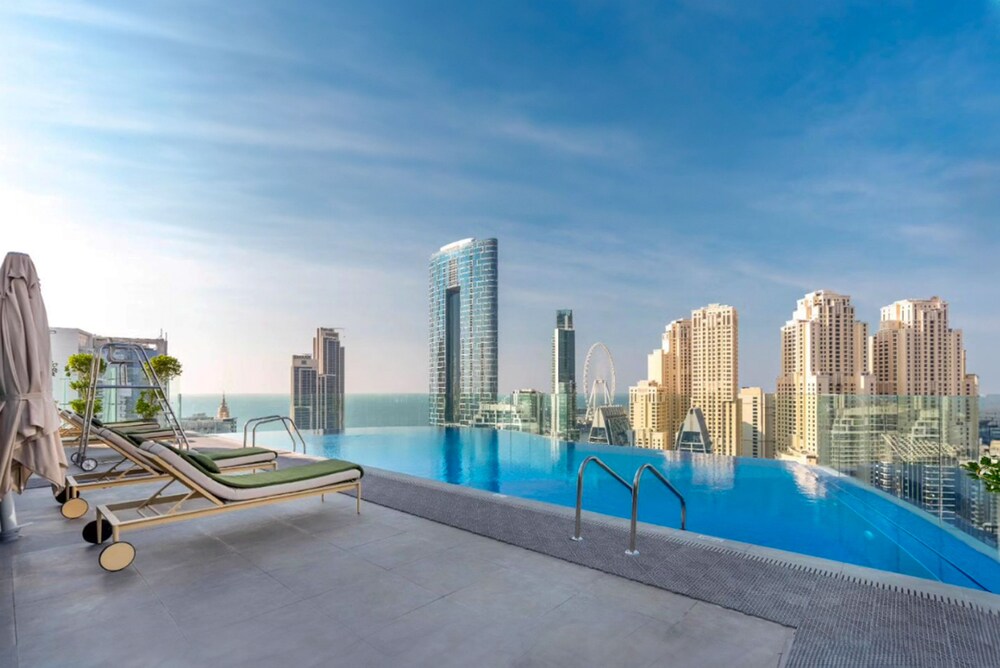 Marvelous Apartments in Business Bay