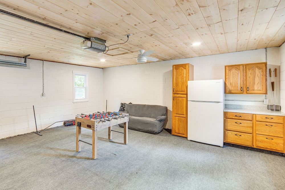 York Farmhouse Hideaway Near Lake Redman