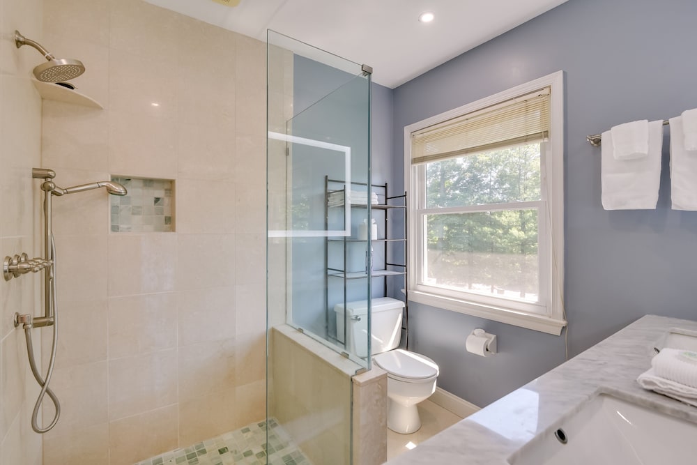 Rockville Home: Patio Oasis, Fireplace, Near DC! - Property Image 36