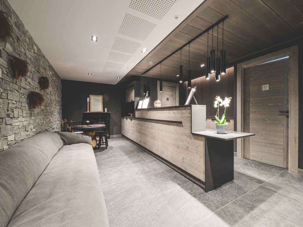 Apartment in Peisey With Stunning Mountain Views
