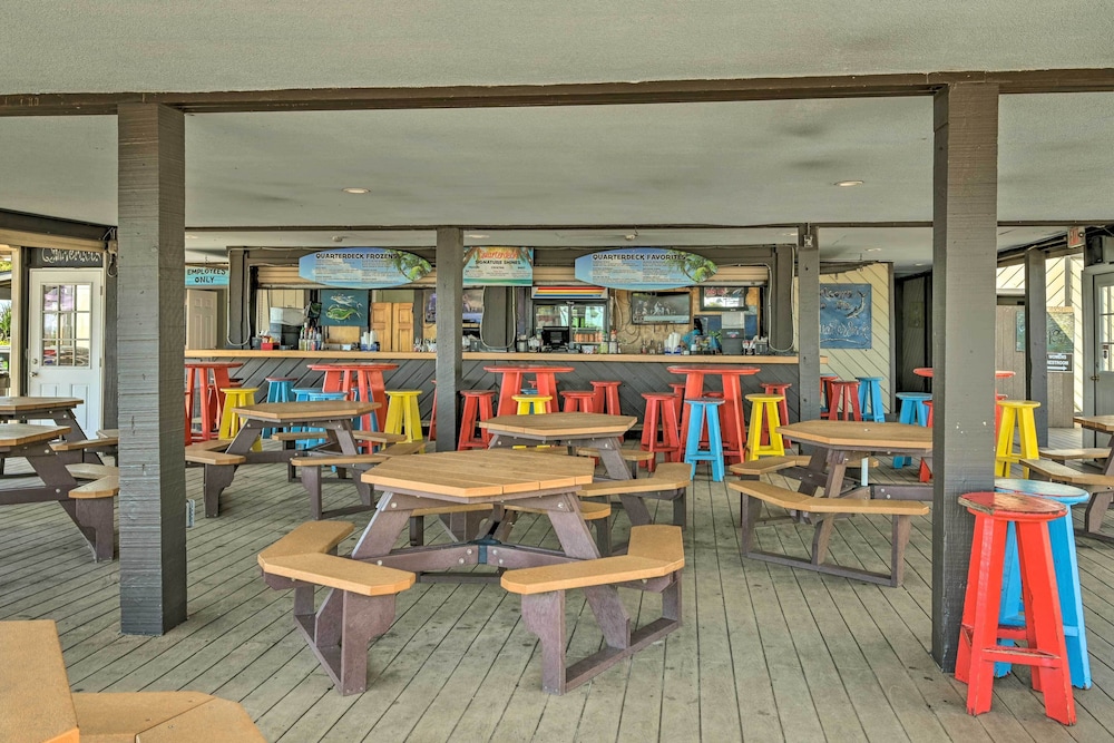 Ocean-view Balcony: Myrtle Beach Resort Condo!