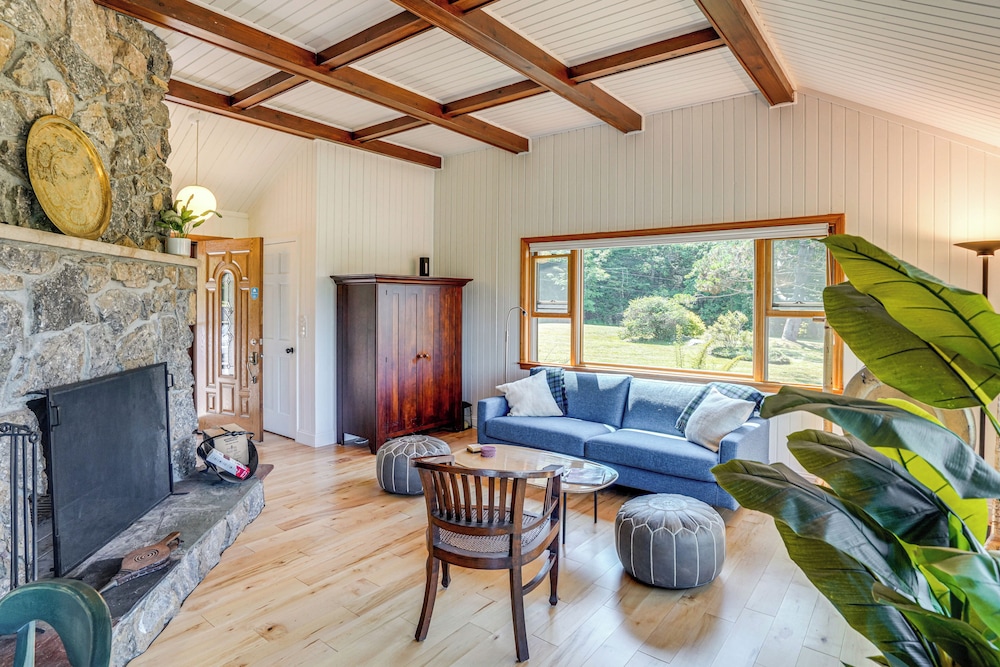 3 Mi Windham Mtn Club: Family Home w/ Yard