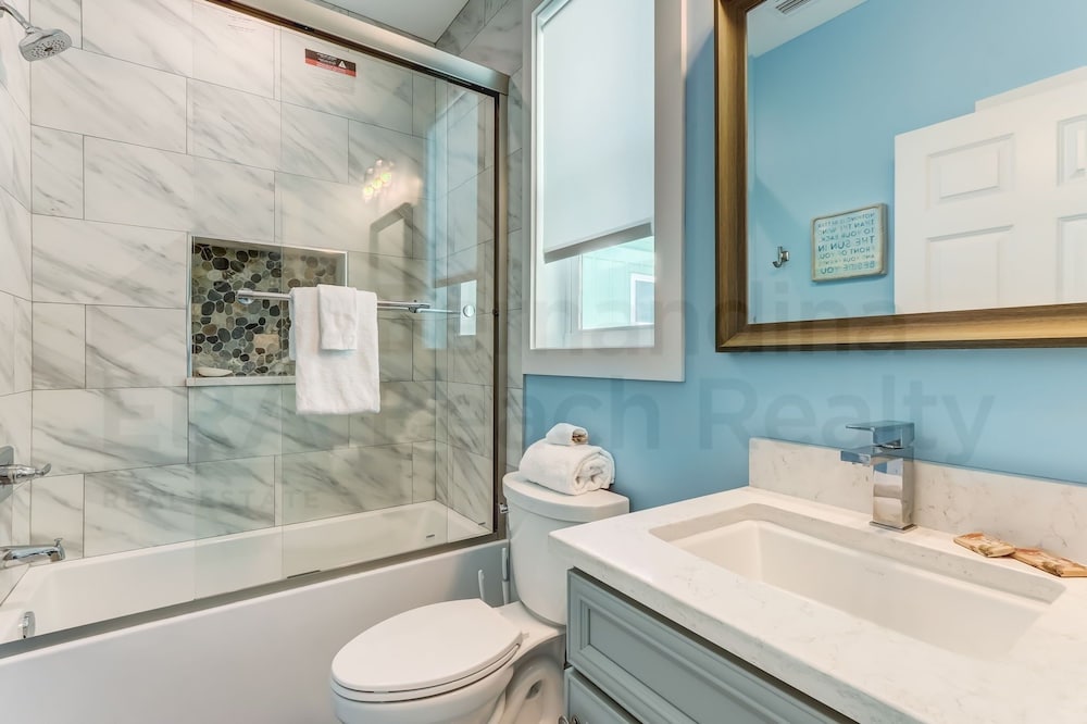 Fernandina Beach Vacations - 391 S Fletcher Ave C 3 Bedroom Townhouse by RedAwning - Property Image 15