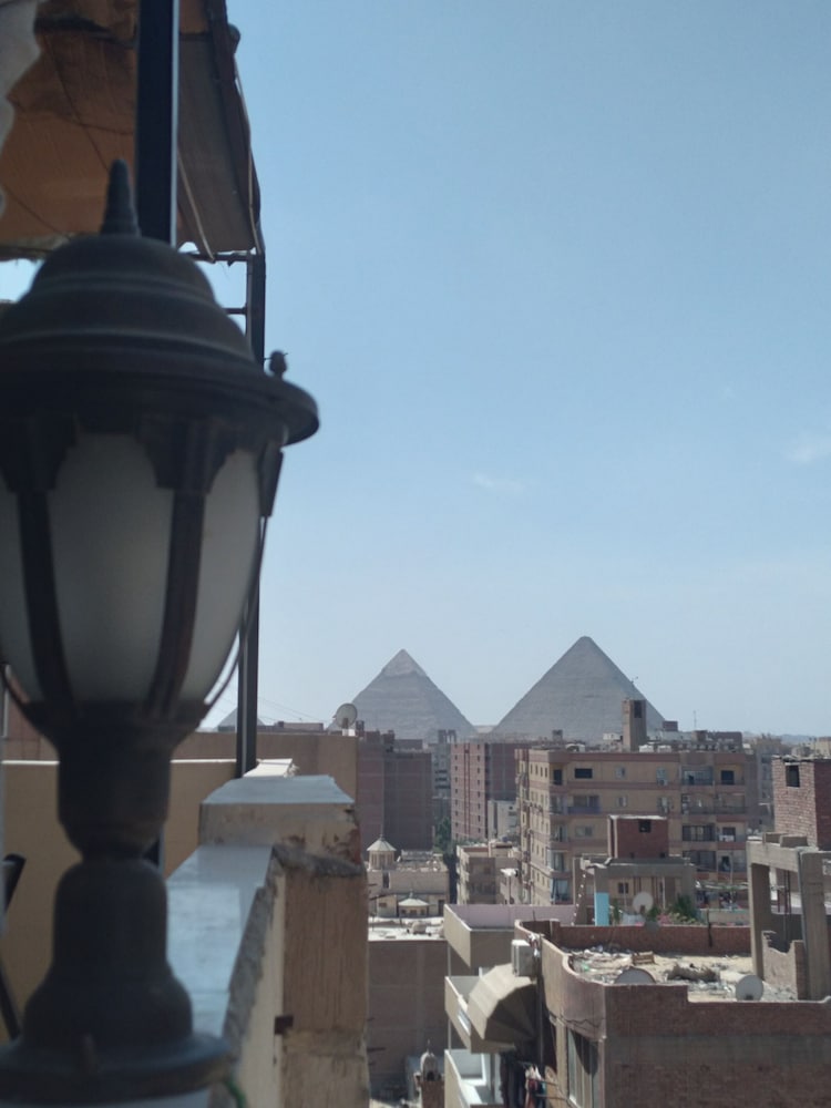 Giza Vacations - Pyramids Terrace Hostel Budget Stay - Property Image 3