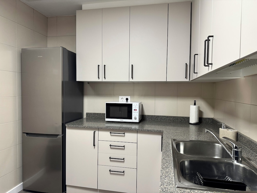 Anais Apartments by gaiarooms