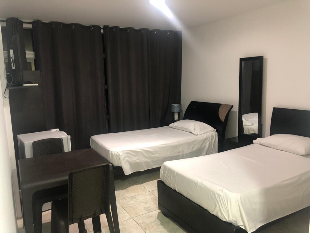 Hostal Central Beach