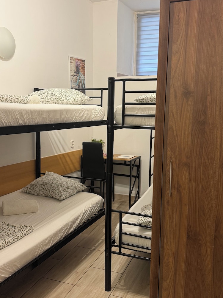 Amber Hostel