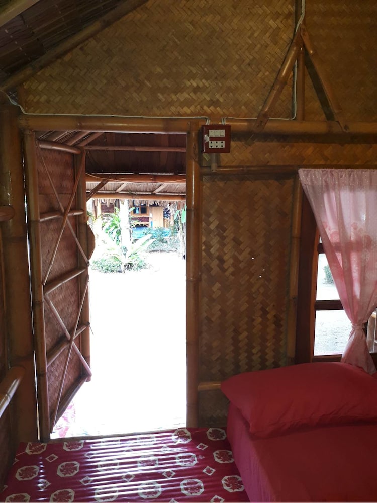 Khanum Songpeenong