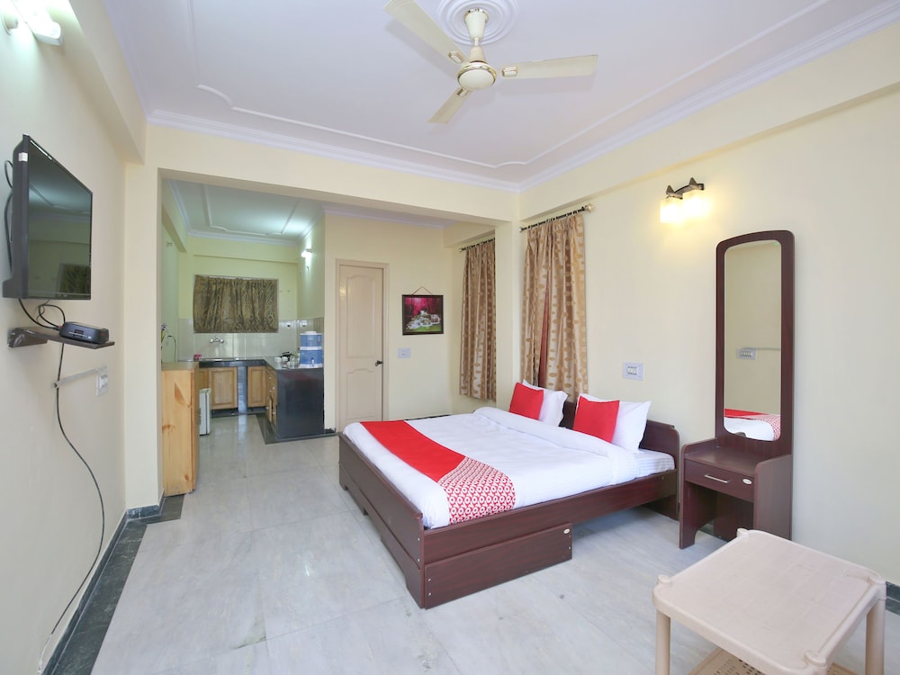 OYO 14084 Home Hill View Studio Barog - Property Image 1