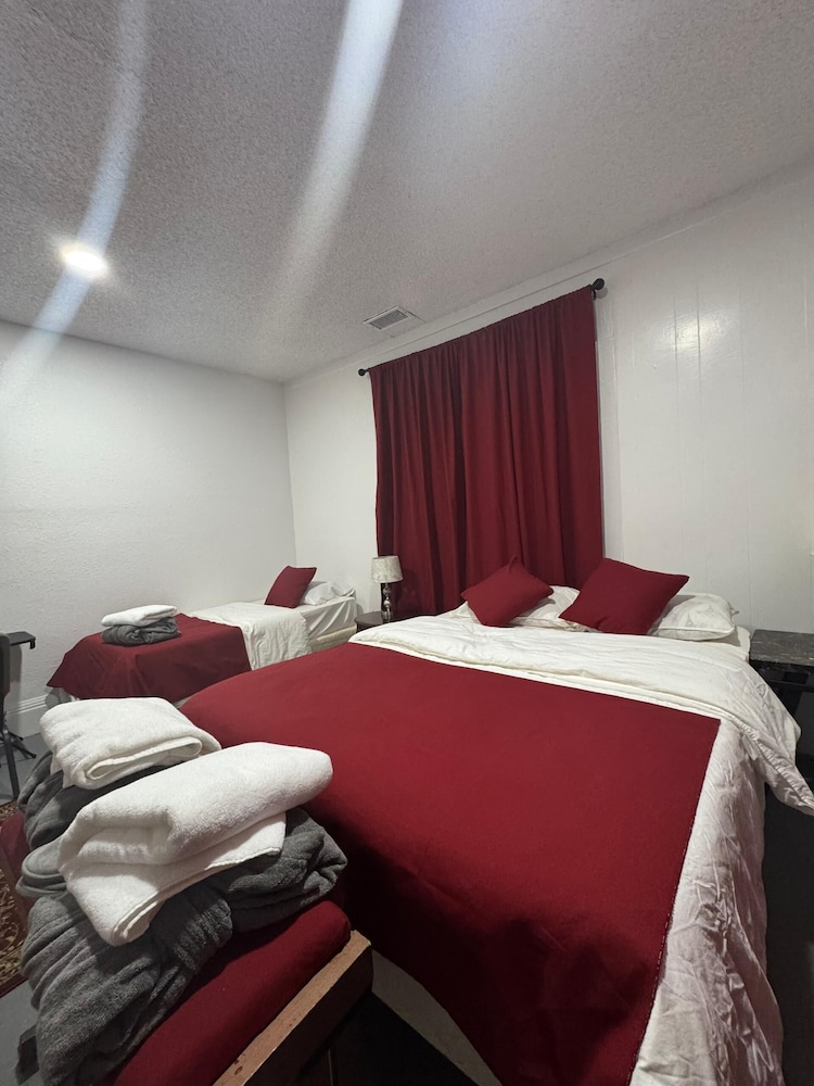 Naryn Guest house