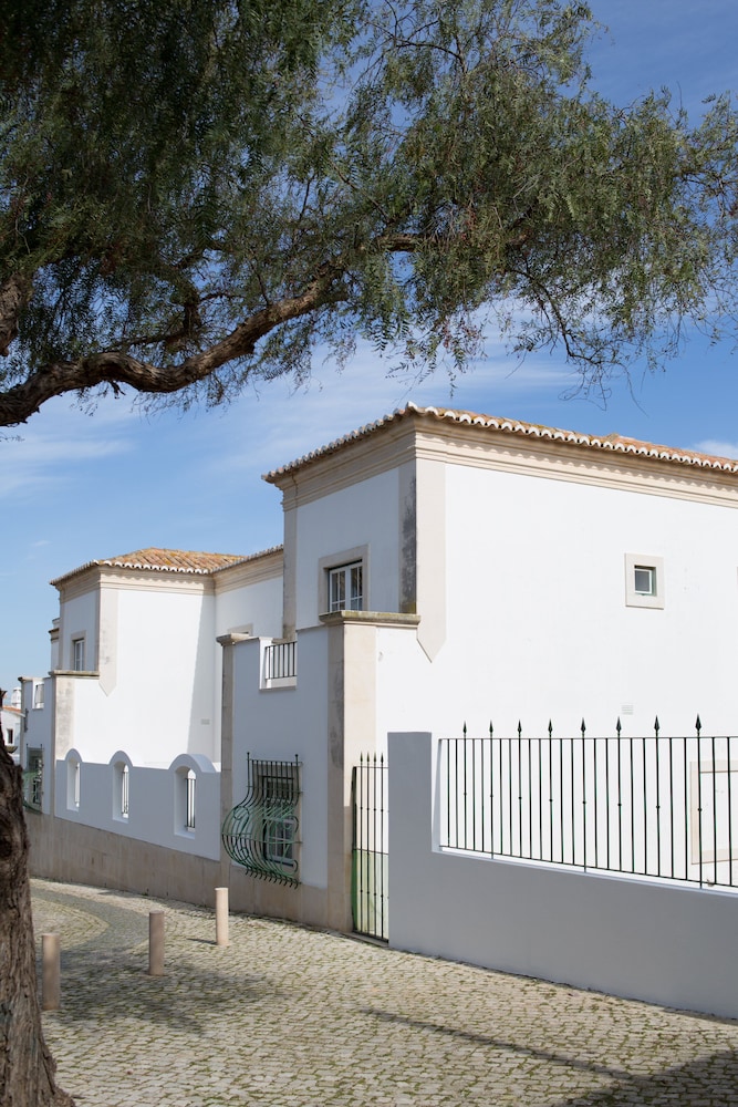 Hotel Baluarte da Vila Apartments - Image 1