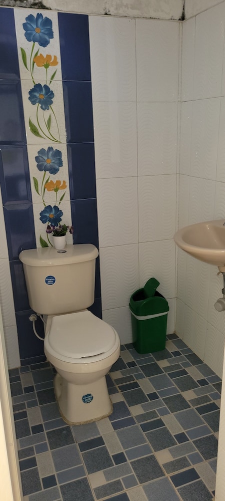 HOSTAL VILLA DEL RIO LAS BRISAS
