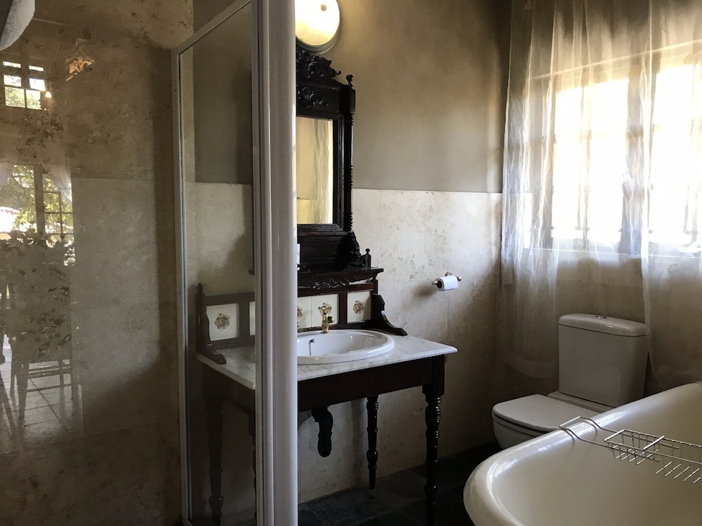 Waterhouse Guest Lodges 202 Lawley Street