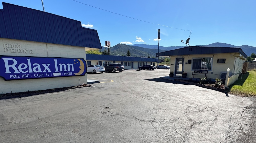 Ashland Vacations - Relax Inn At Ashland - Property Image 8