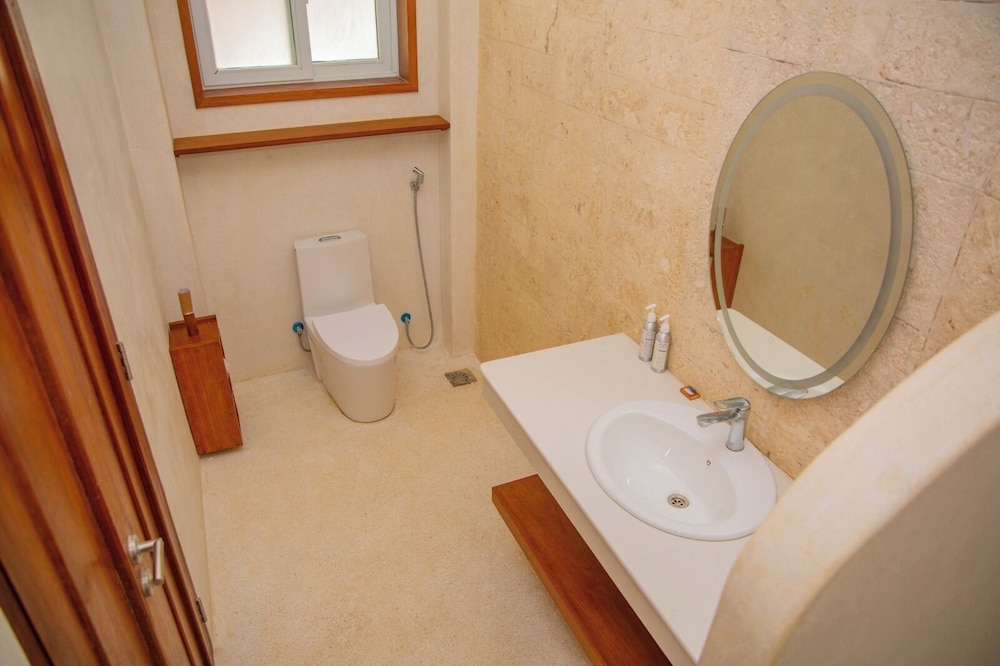 Coral Cove Diani Treehouses