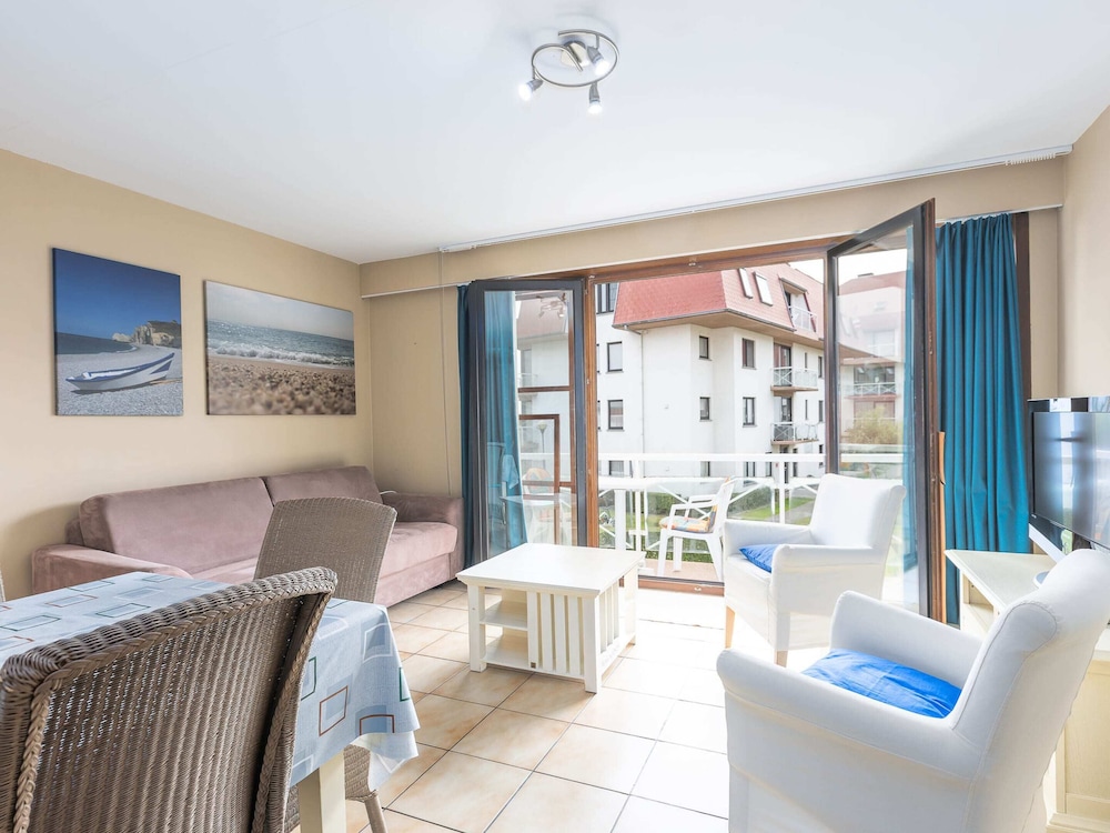 Spacious Apartment With View