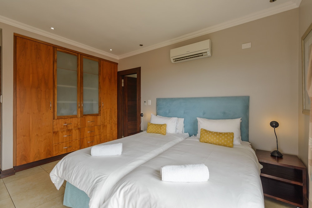 San Lameer Villa Rentals 14328