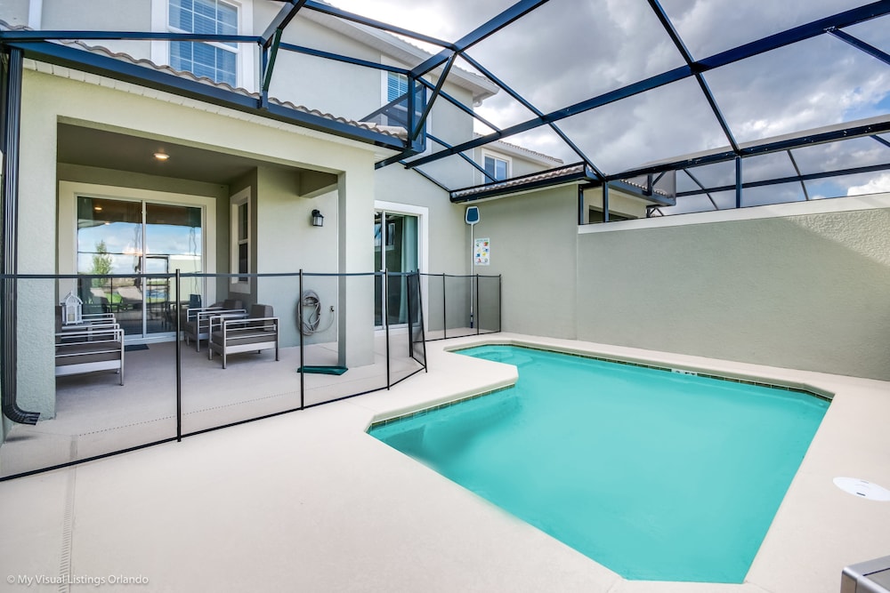 Storey Lake Resort 4 Bedroom House view 2