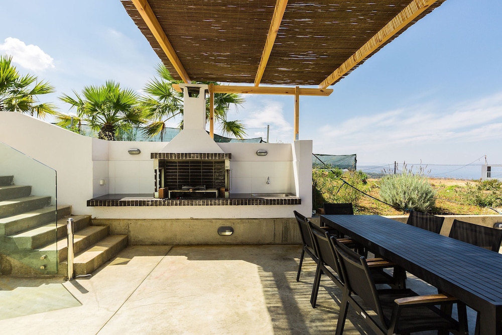 Villa O2 - With Private Heated Pool view 5