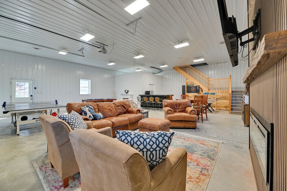 The Toasted Marshmallow Ski & Lake Game Barn