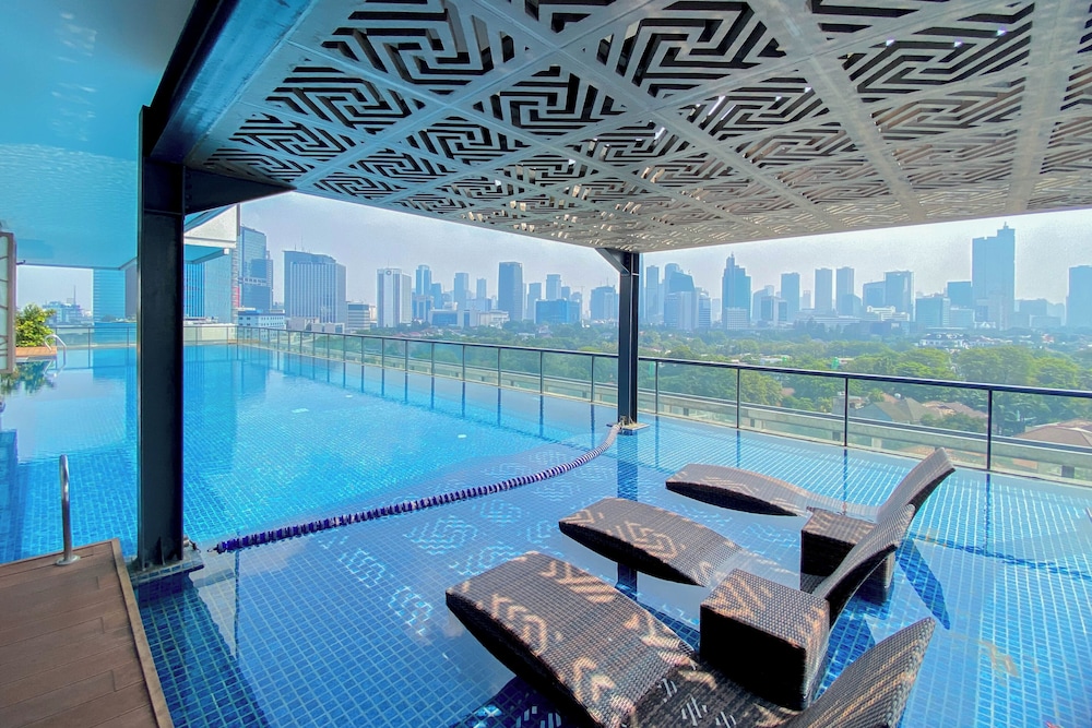 Modern Furnished 2Br At Samara Suites Apartment
