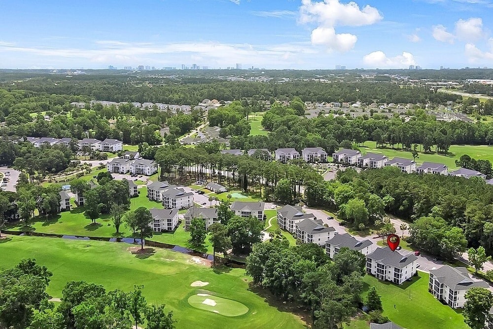 River Oaks 33f 2 Bedroom Condo