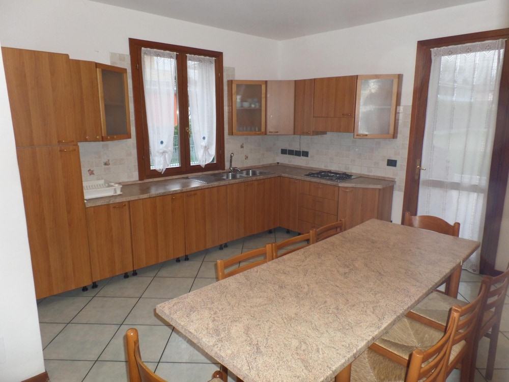 Marilena in Bibione With 3 Bedrooms and 2 Bathrooms view 3