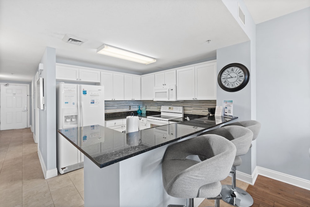 Calypso Beach Resort by Panhandle Getaways