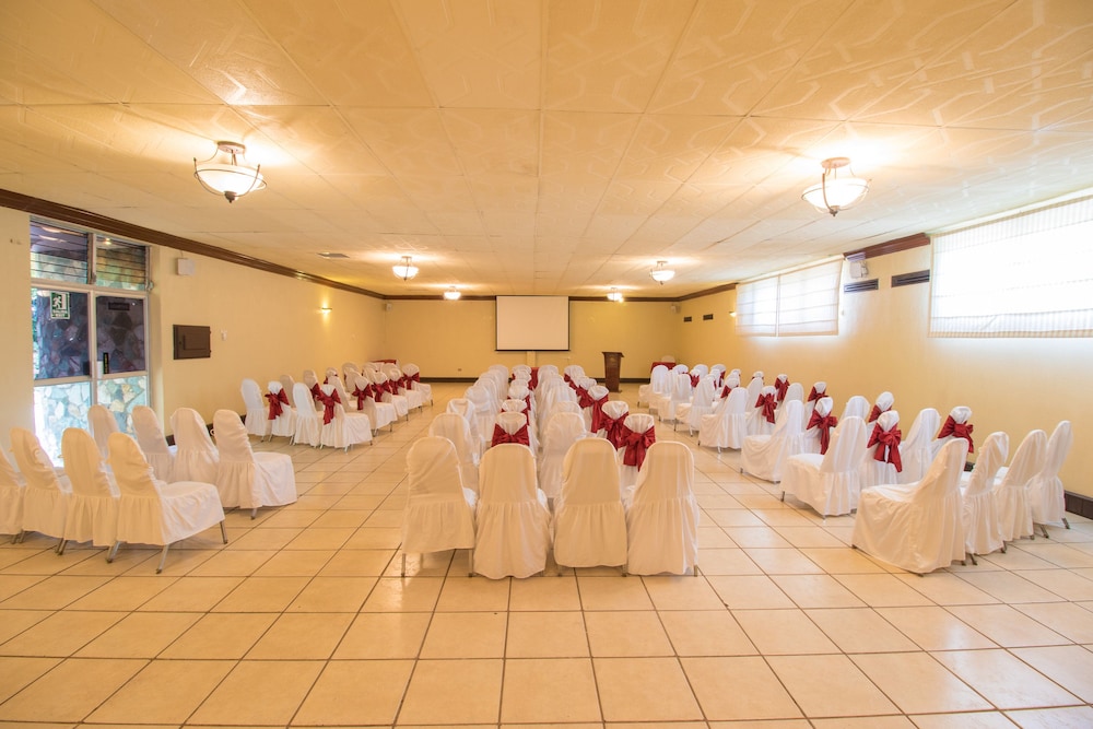 meeting & event spaces