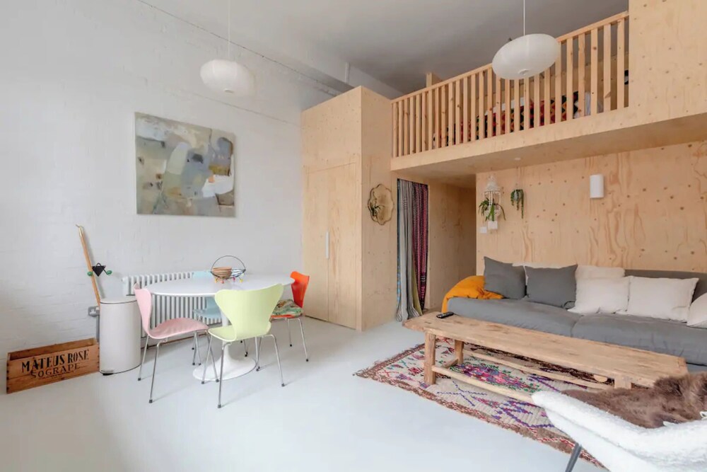 Unique & Bright 1BD Flat - Battersea