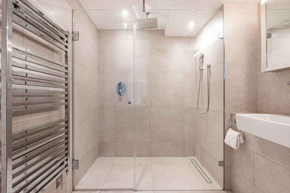 Luxury Park Lane Apartment - Opposite Hyde Park