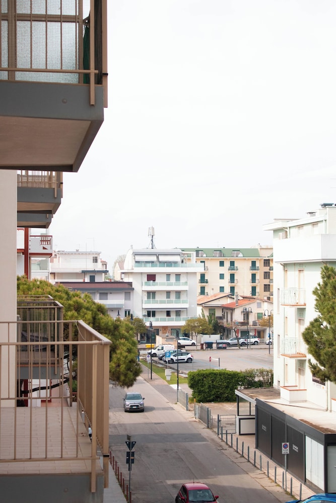 Apartment With sea View Balcony