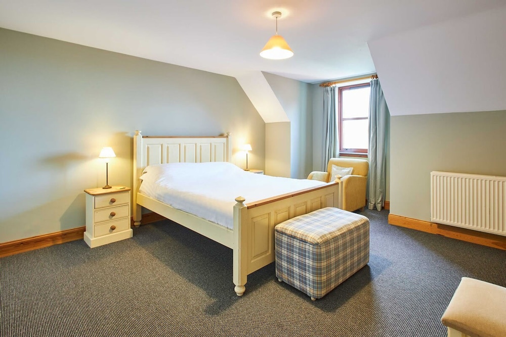 Host Stay The Coach House