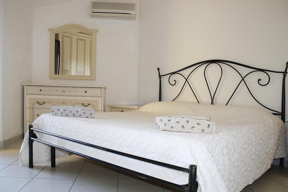 Apartment in a Seaside Resort view 4