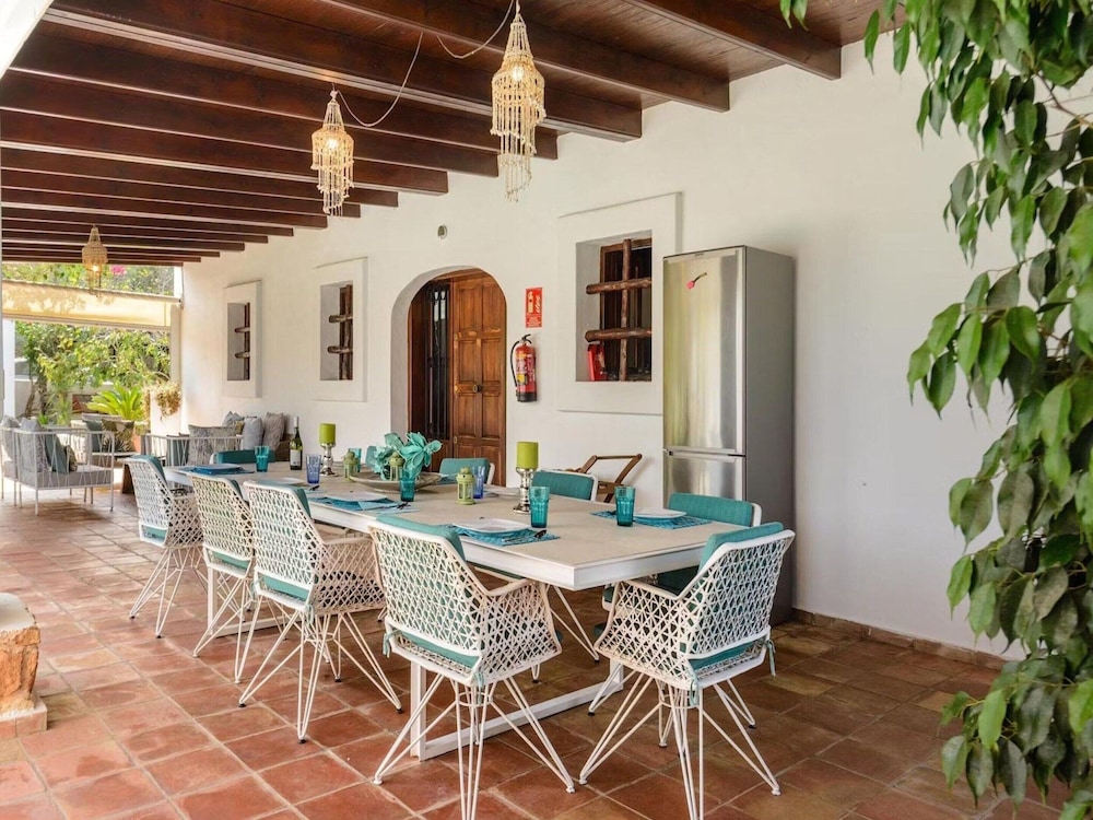 Inviting Villa With Beautiful Outdoor Area