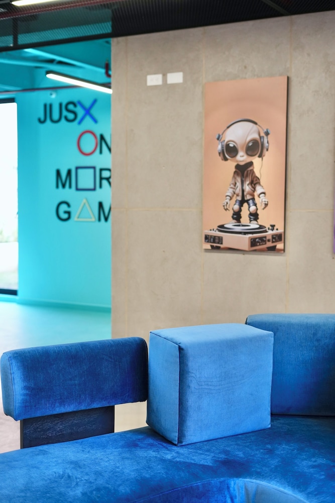 ADN Apartments and Studios