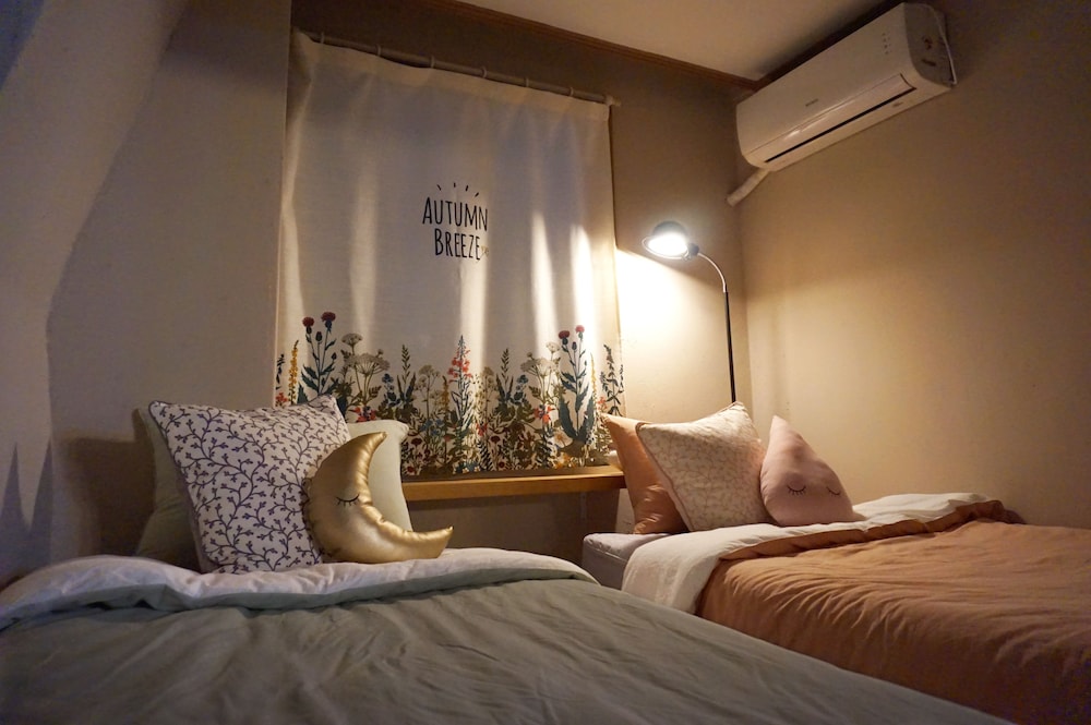 The One Hostel