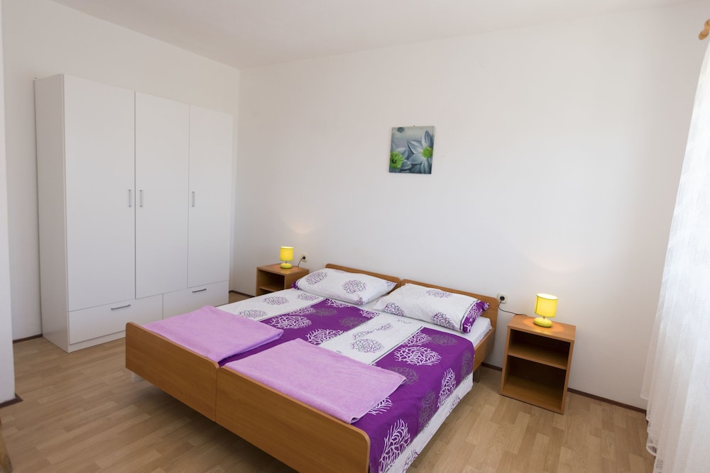 Apartments Ksenija view 3