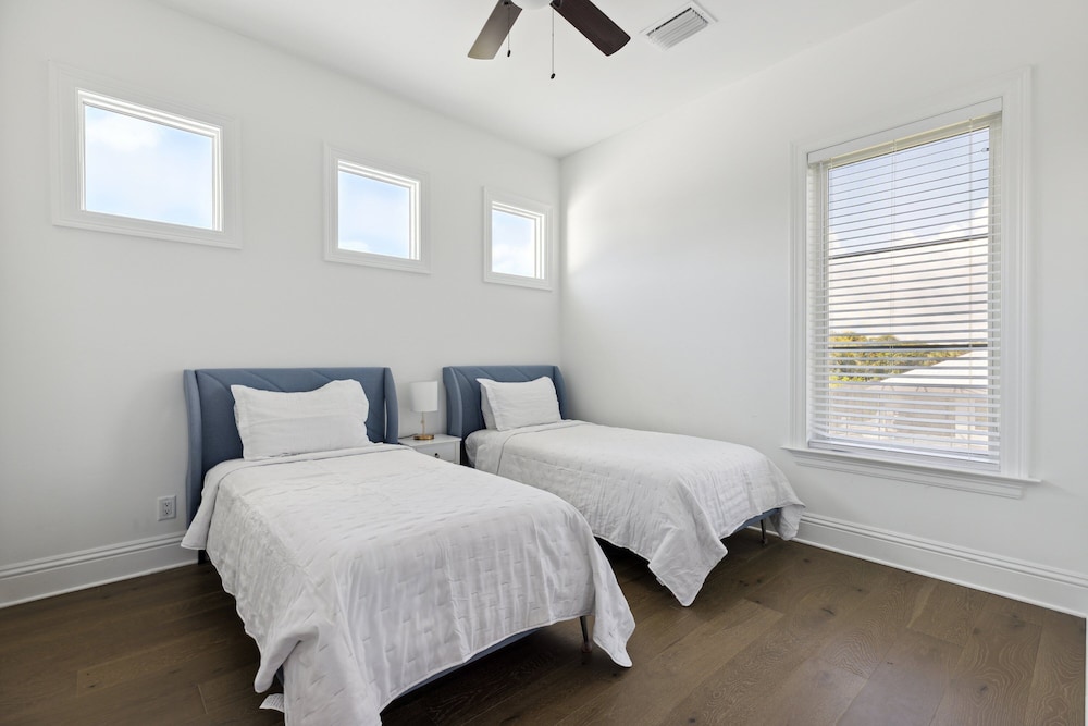 139 Ocean Estates Dr