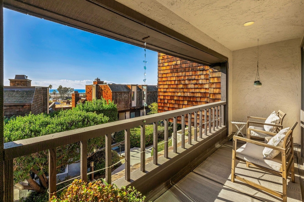 Caminito Del Canto 3 Bedroom Townhouse